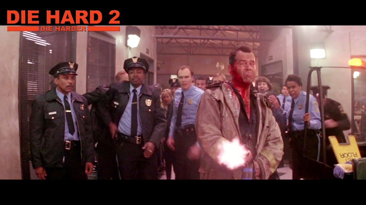 John McClane shoots on police chief with blanks - Die Hard 2 (1990) HD