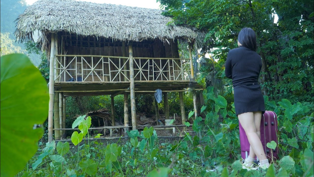 The girl was shocked when she returned and found her house was gone.