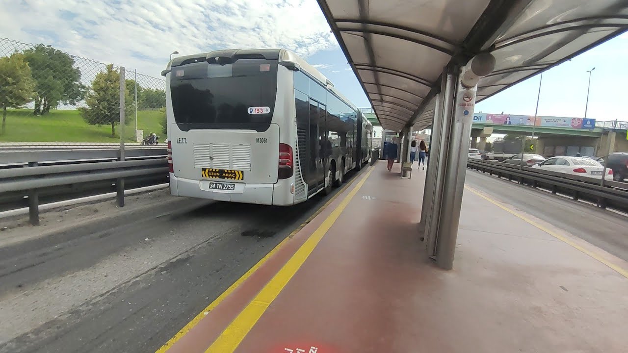 Metrobüs ile Zeytinburnu - Sefaköy Arasında Seyahat