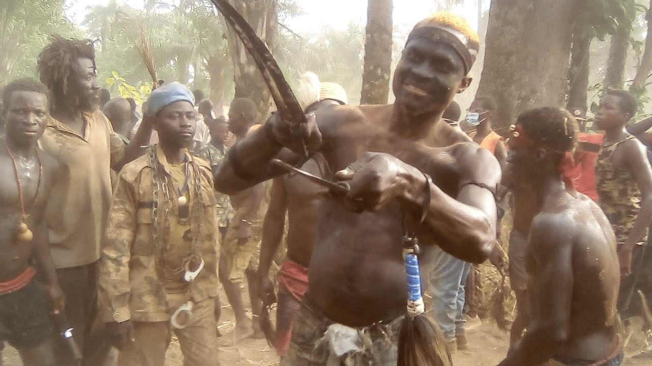 DANCE DES SORCIERS AU TOGO  PARTIE 2 ( HABYE )