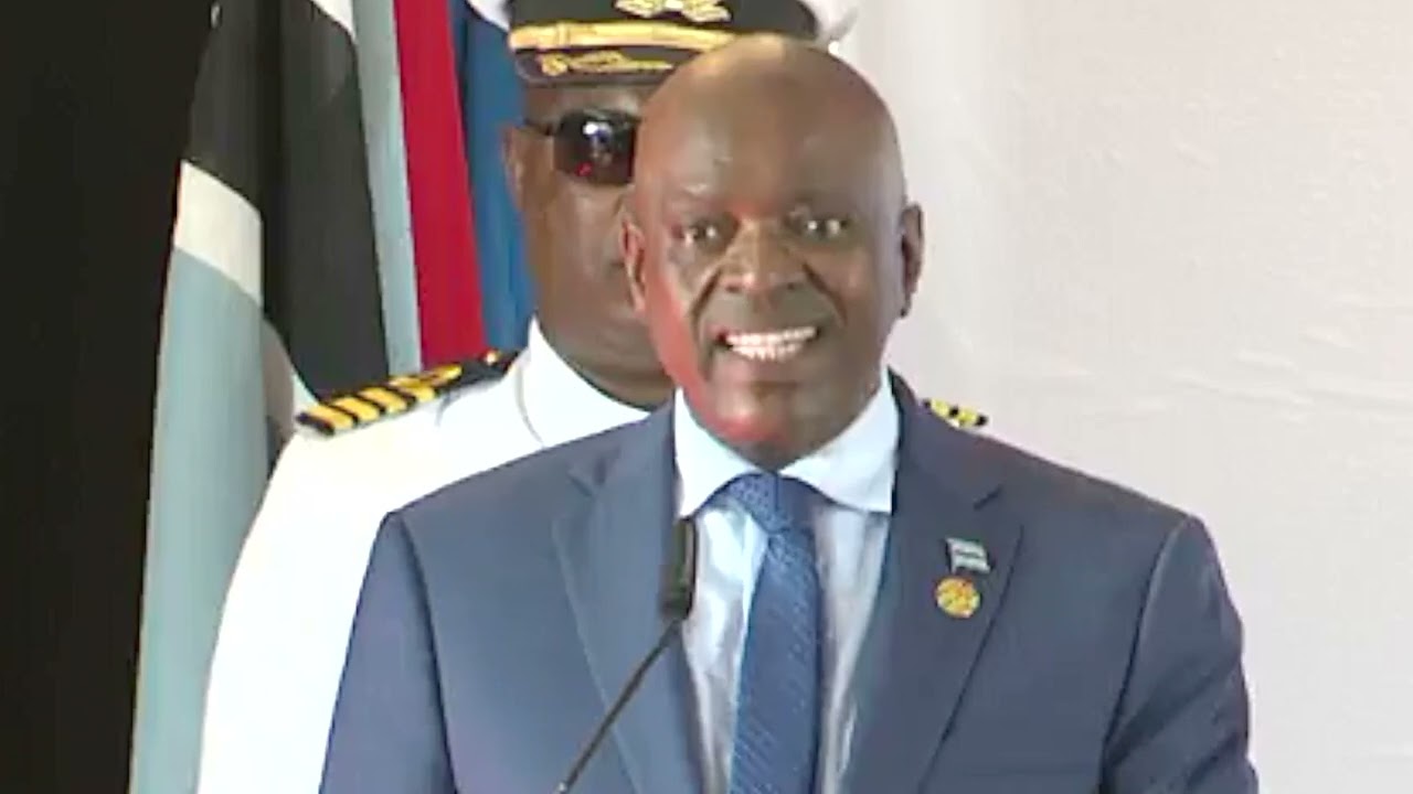 Namibia and Botswana explore establishing shared oil storage facility