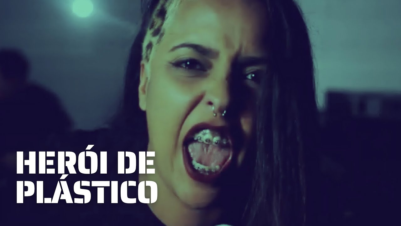 Aclive - Her&oacute;i de Pl&aacute;stico