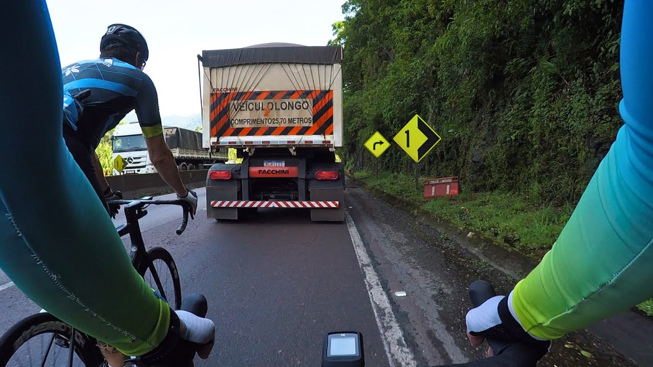 Isso pode dar muito RUIM! Ciclista no Brasil SOFRE!