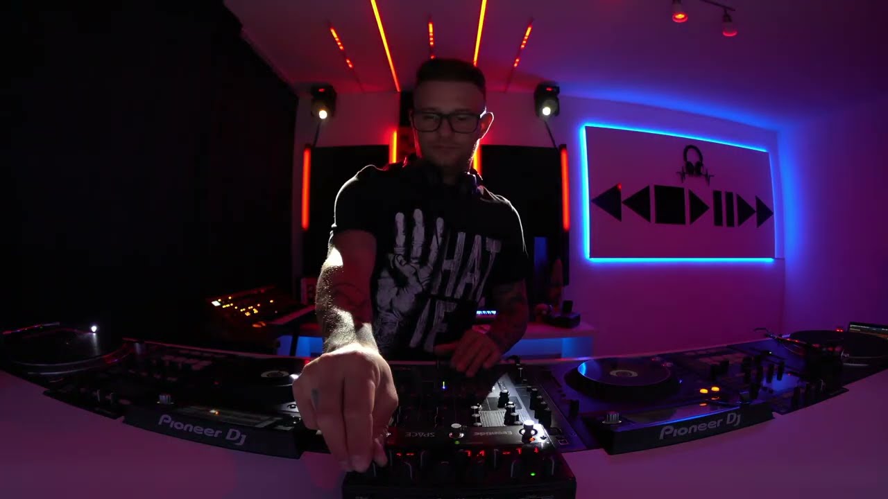 Retape (IT) @ Back To Techno #06 [Melodic Techno / Progressive House DJ Mix]