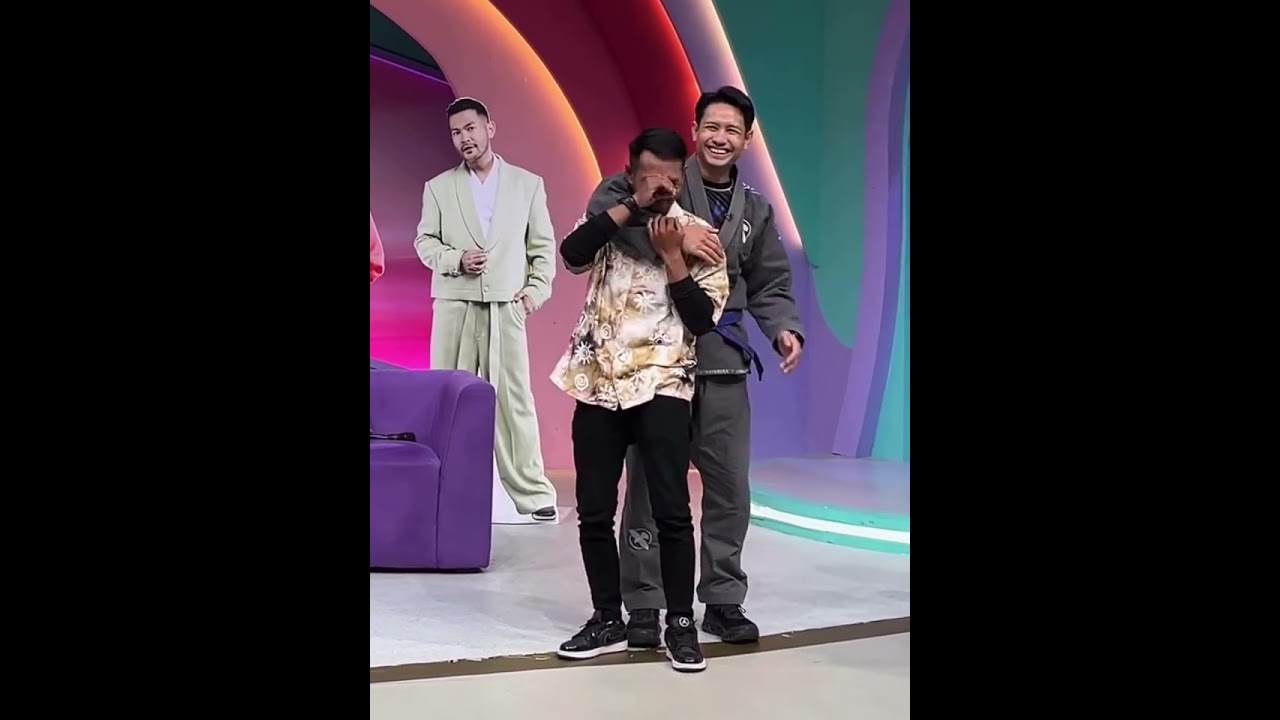 BINTANG TAMU DI PAGI PAGI AMBYAR HARI INI