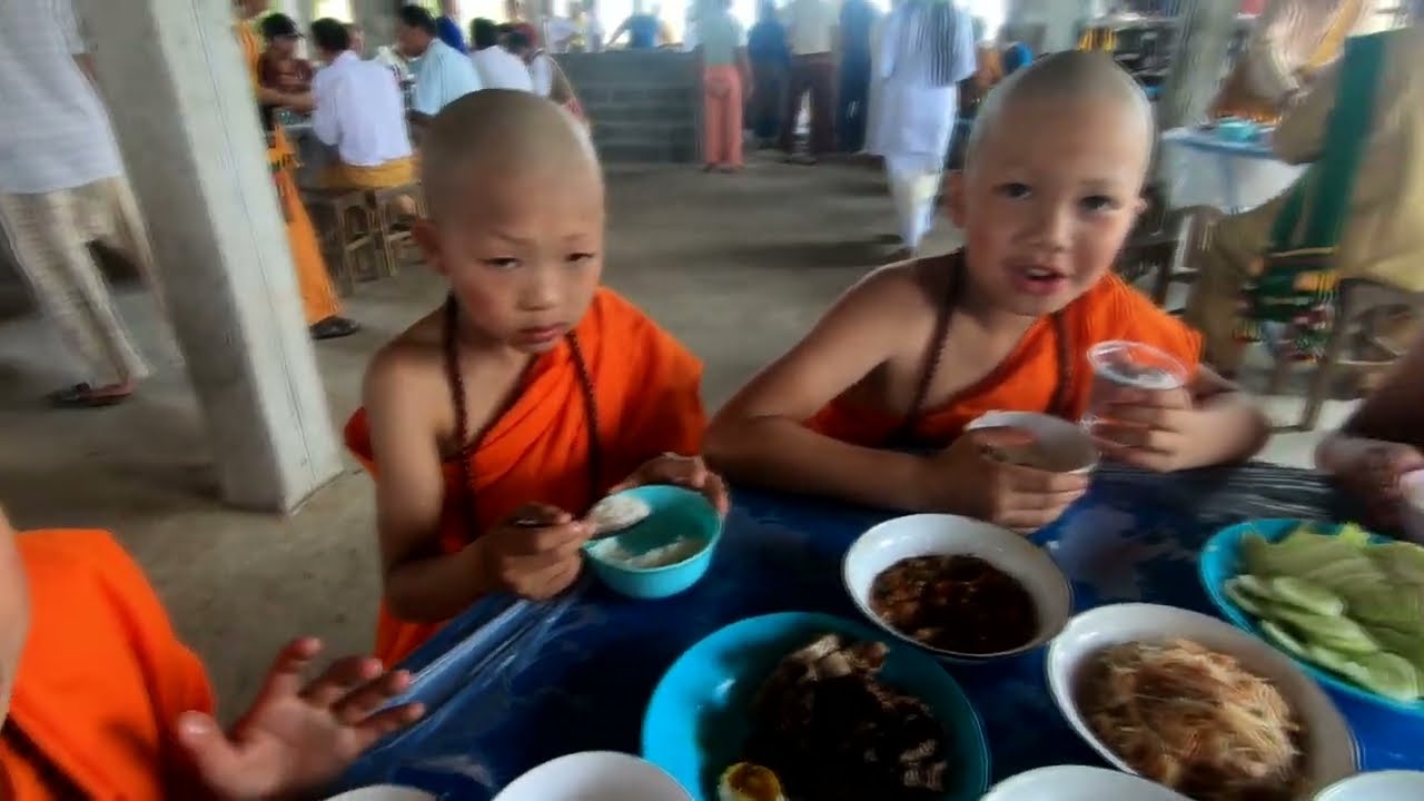 Keng Tung young boy became a Monk