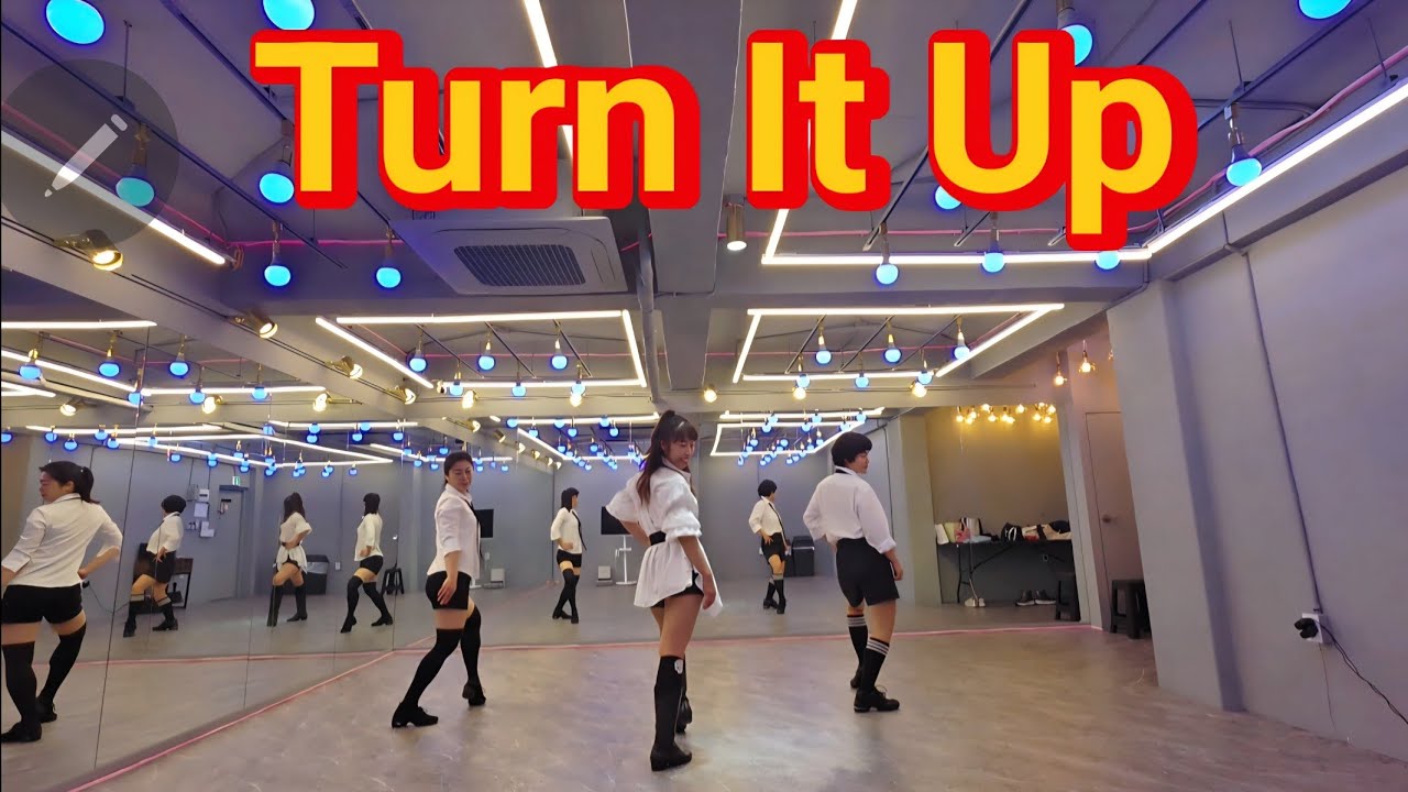 [LINE DANCE][초중급]Turn It Up Linedance / 턴 잇 업 라인댄스 / Improver / 토요오전동호회 /Jessi LineDance