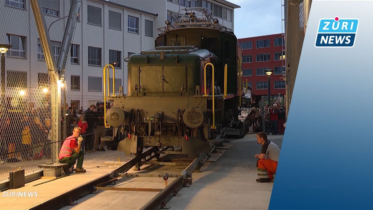 Historische Krokodil-Lokomotive kehrt an Geburtsort zurück