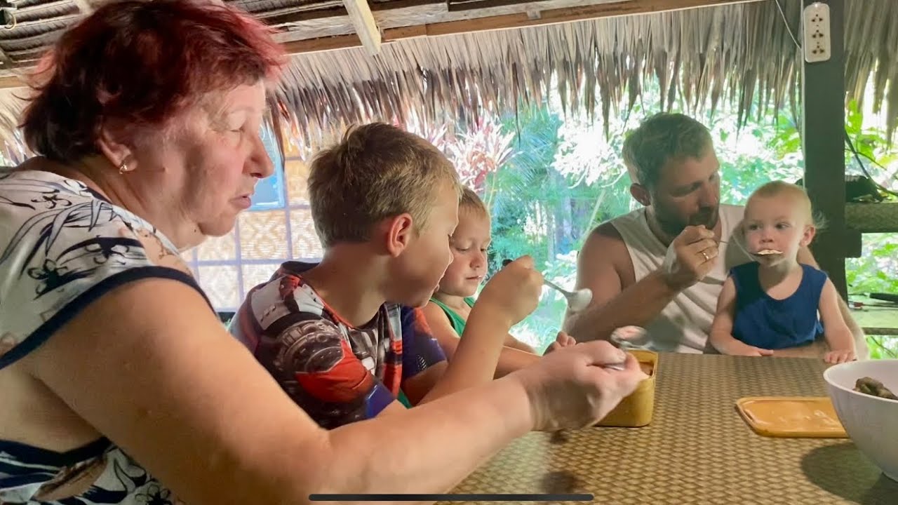 There is an amazing ice cream in the Philippines /We saw the wild animals of the island