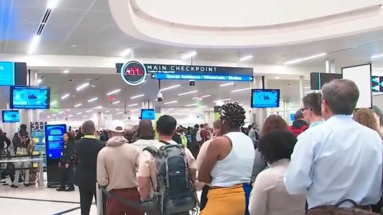 Travelers face long lines at Hartsfield-Jackson airport as partial government shutdown drags on