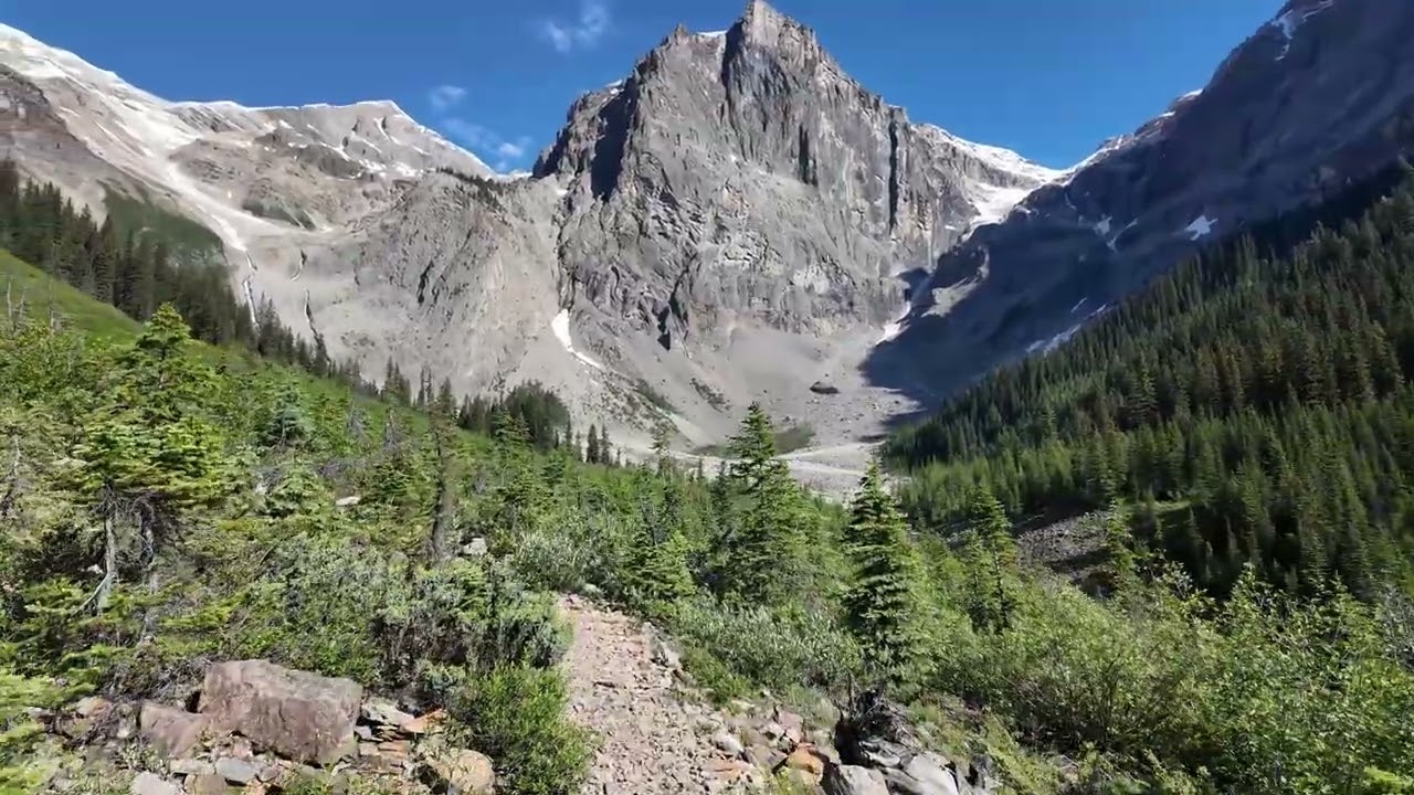 Waterfall in the mountains near Emerald Lake 4K