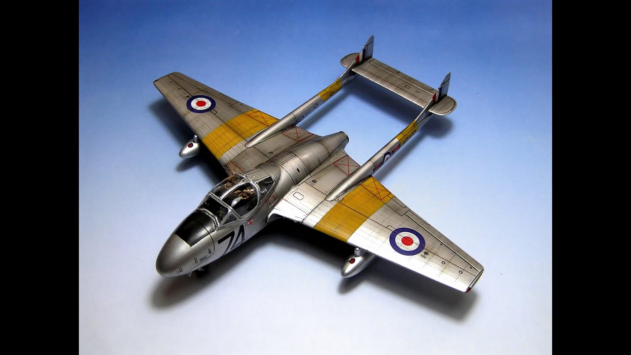 De Havilland Vampire T.11 Airfix 1/72 WW2 Aircraft Model