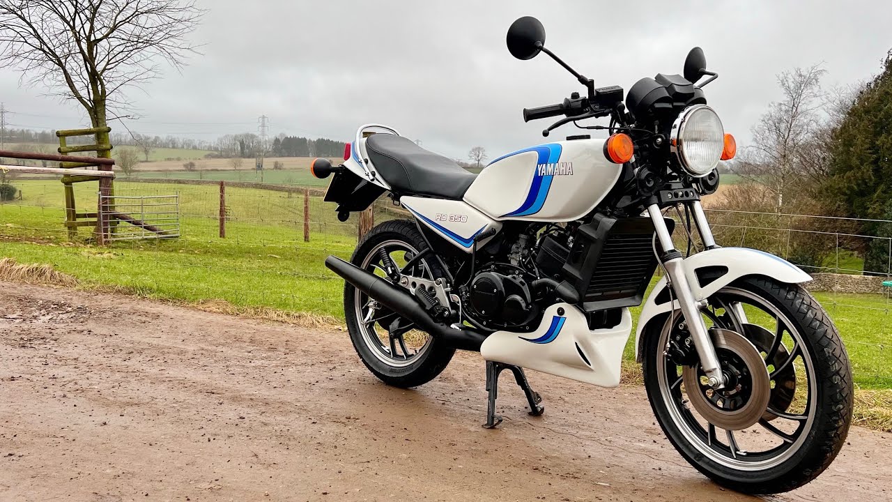 1982 Yamaha RD350LC - Star Up ( Won by Mark A. from Wymondham )