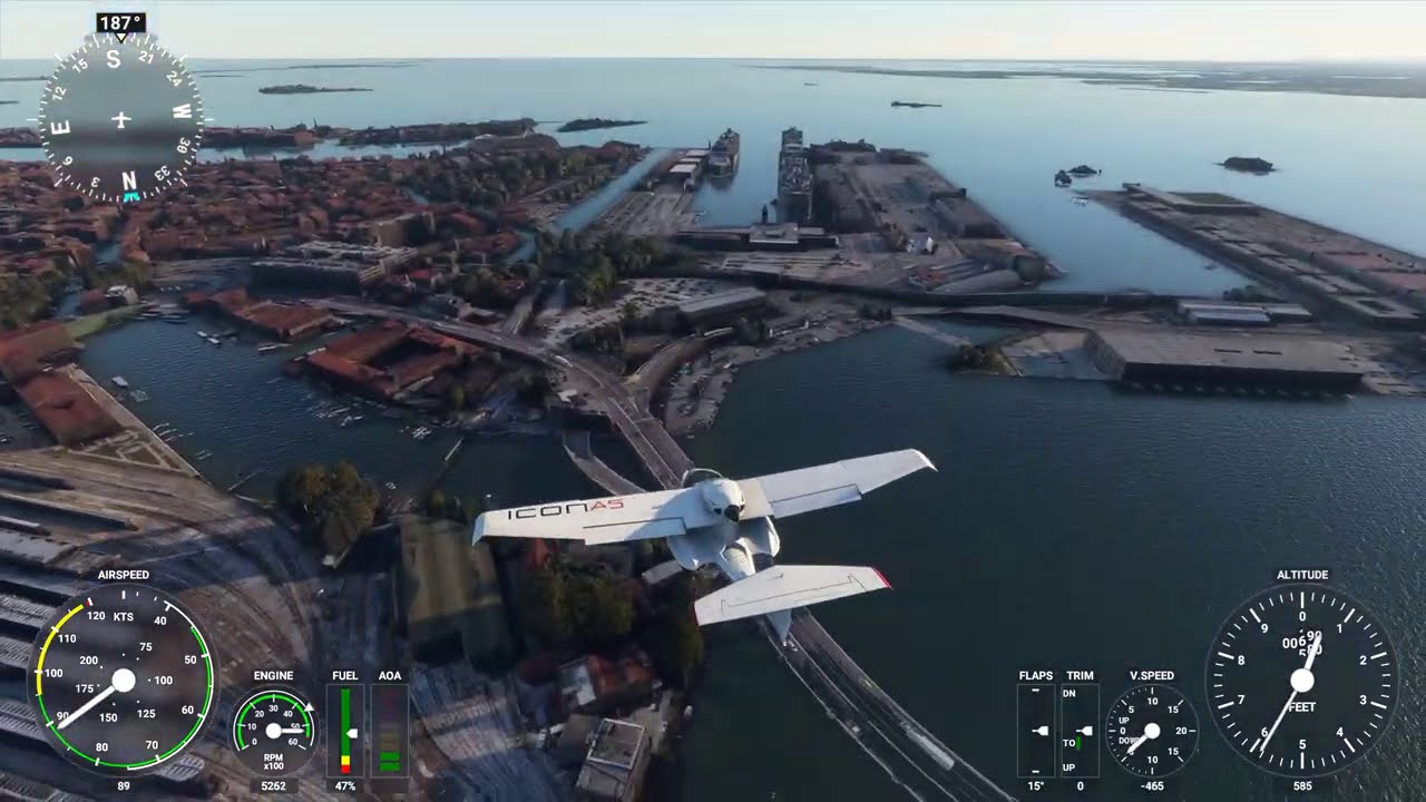 What Happens When You Land in Venice - Flight Simulator 2020 Icon A5 | Thrustmaster Warthog