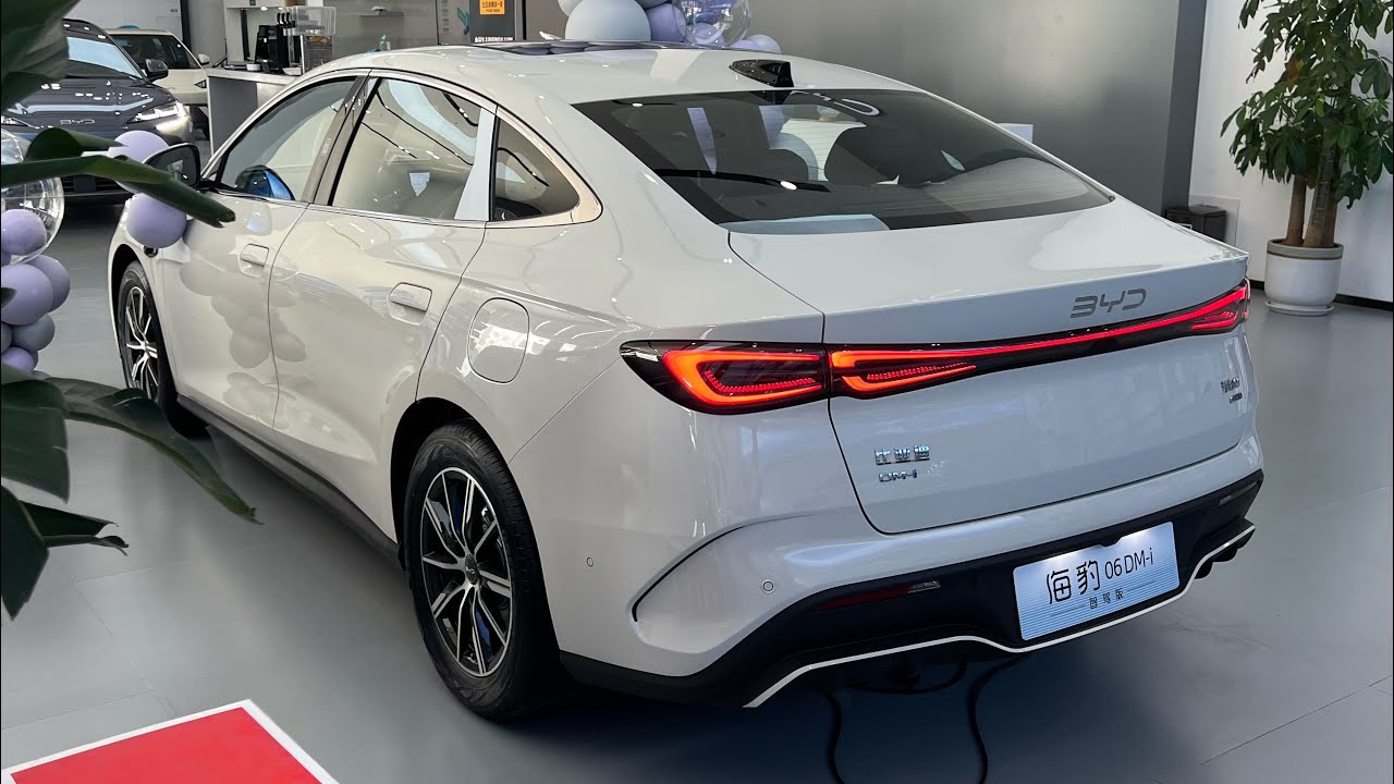 2025 BYD Seal 06 DM-i 2100km range under $14,000 walk-around | BYD | China 🇨🇳