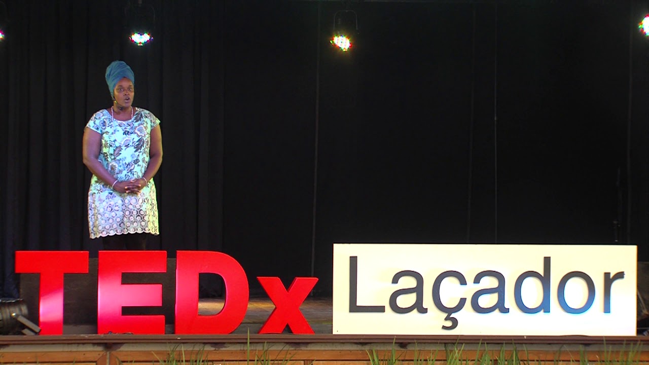 O silenciamento &eacute; uma arma contra as pessoas negras | Winnie Bueno | TEDxLa&ccedil;ador
