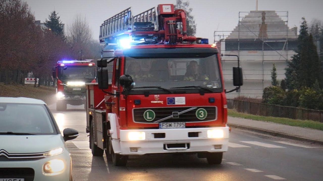 [ALARMOWO] 3 zastępy GBA, SH oraz GCBA z JRG Świebodzin do pożaru sadzy w przewodzie kominowym.