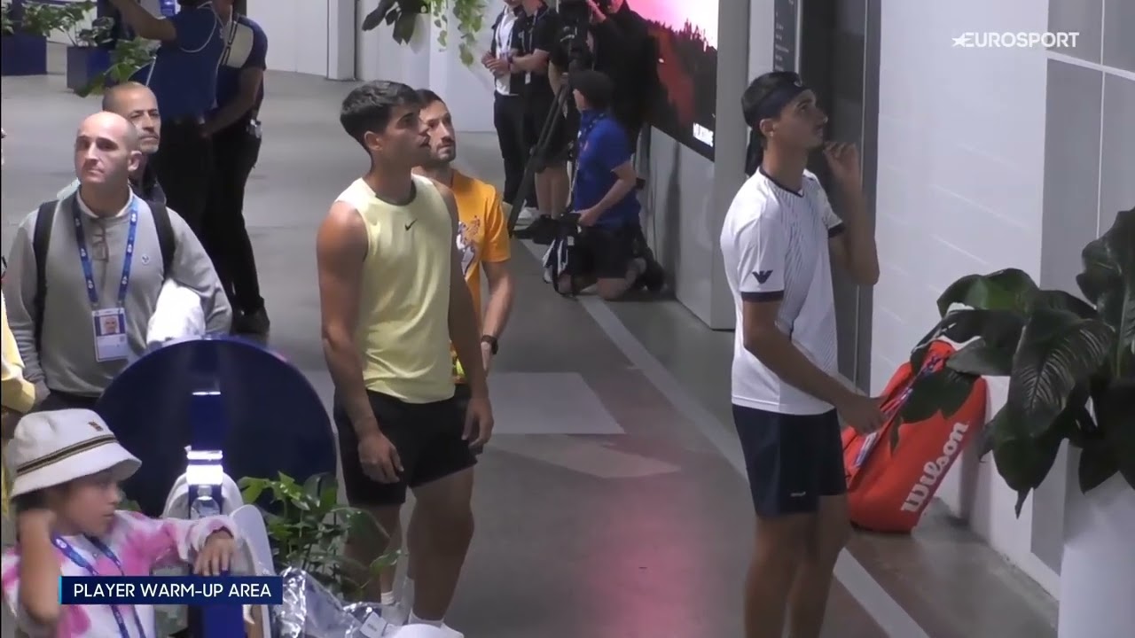 Carlos Alcaraz off-court training drills and warm-up pre 2nd round match - AO2024