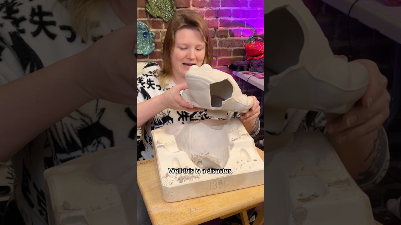Breaking 7 frogs at once 🙃 #claysculpting #ceramic #fail #artistproblems #recycling #diyart #potter