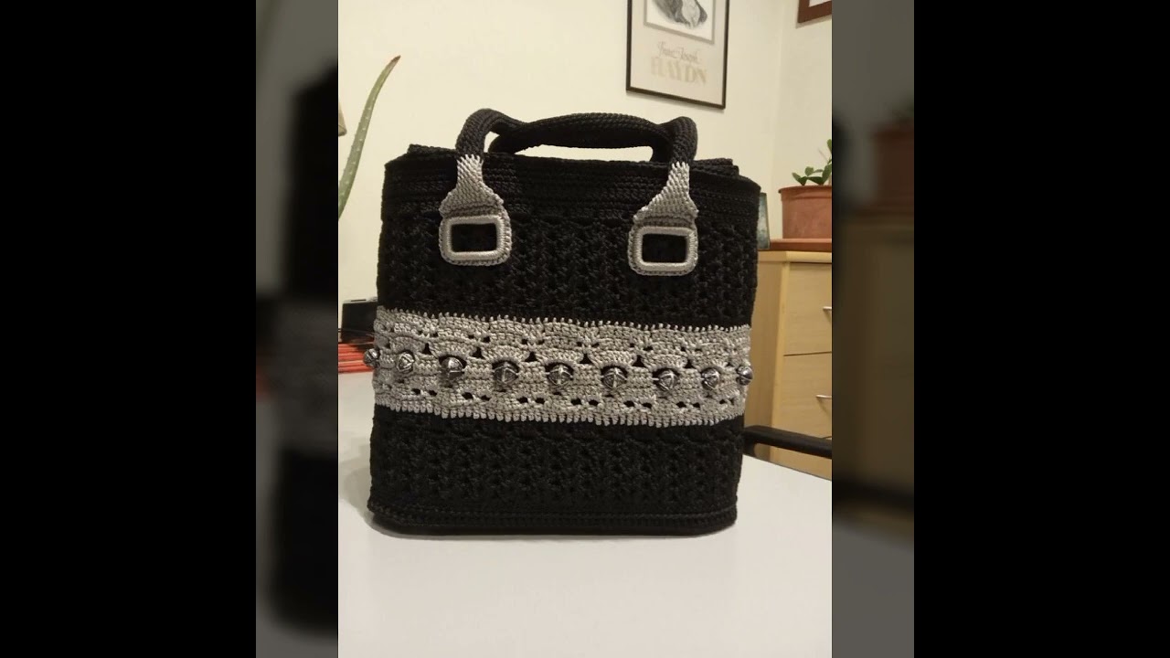 crochet Stitches Borders patterns hand bag ideas 😍