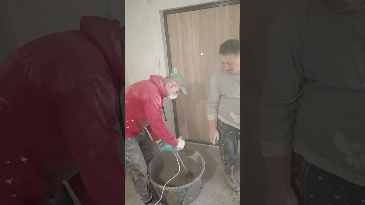 Наливной пол на кухне за 2 минуты, таймлапс #стройка #shorts #ремонт