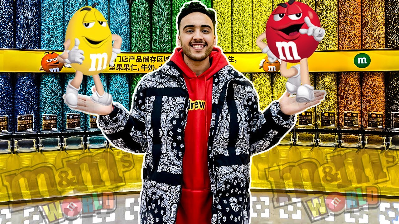 M&M's World in China 🍫 أكبر متجرإم آند إمز للشوكولاتة في آسيا