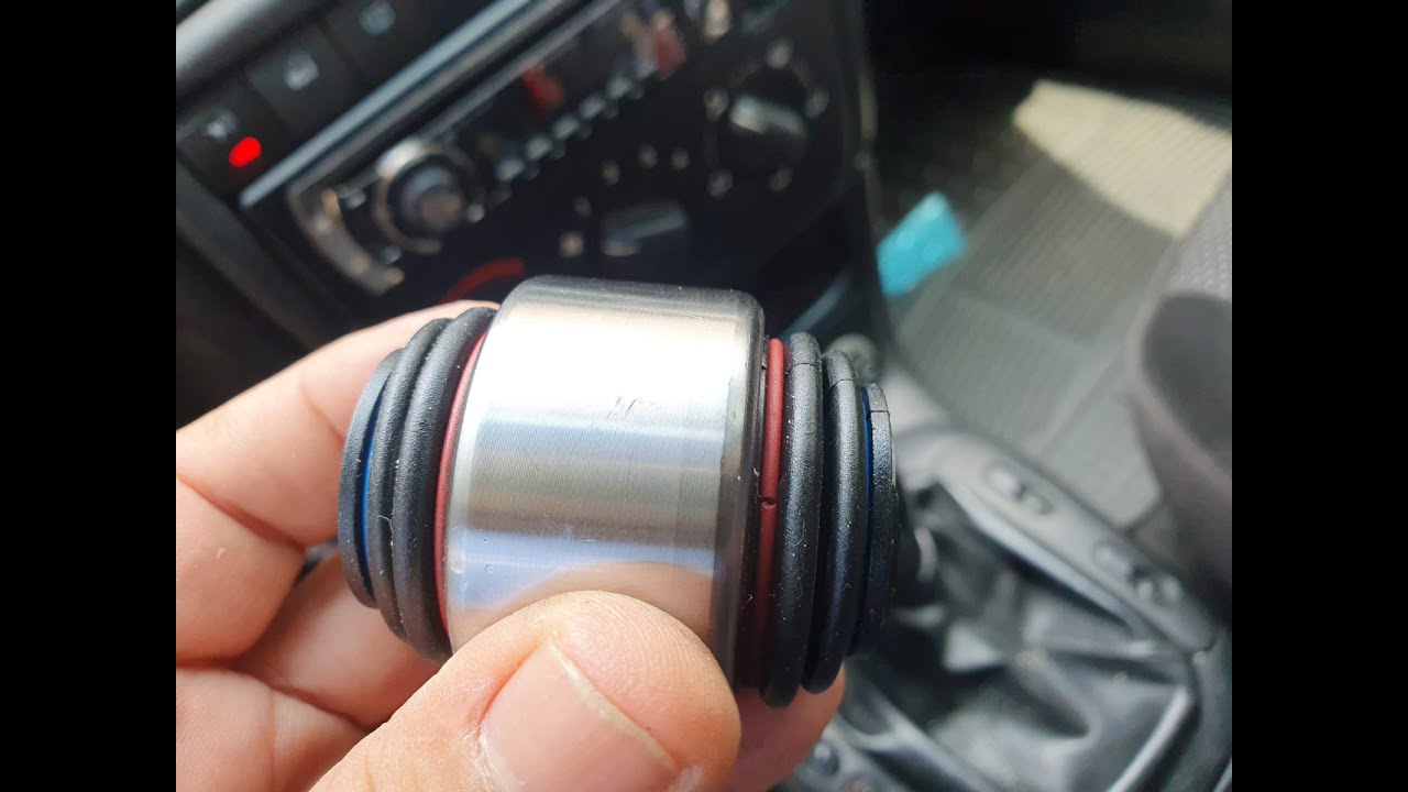 TROCANDO AS BUCHAS HIDRÁULICAS INFERIORES DO VECTRA 97 A 05
