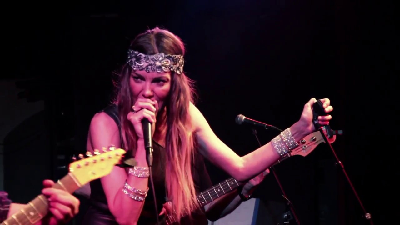 HONKY TONK WOMEN - FORTUNATE SON