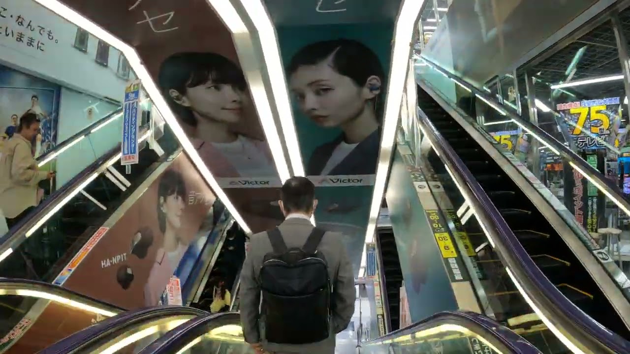 Tokyo Real Walk Tour &ndash; Streets, Sounds, and Scenes in 4K