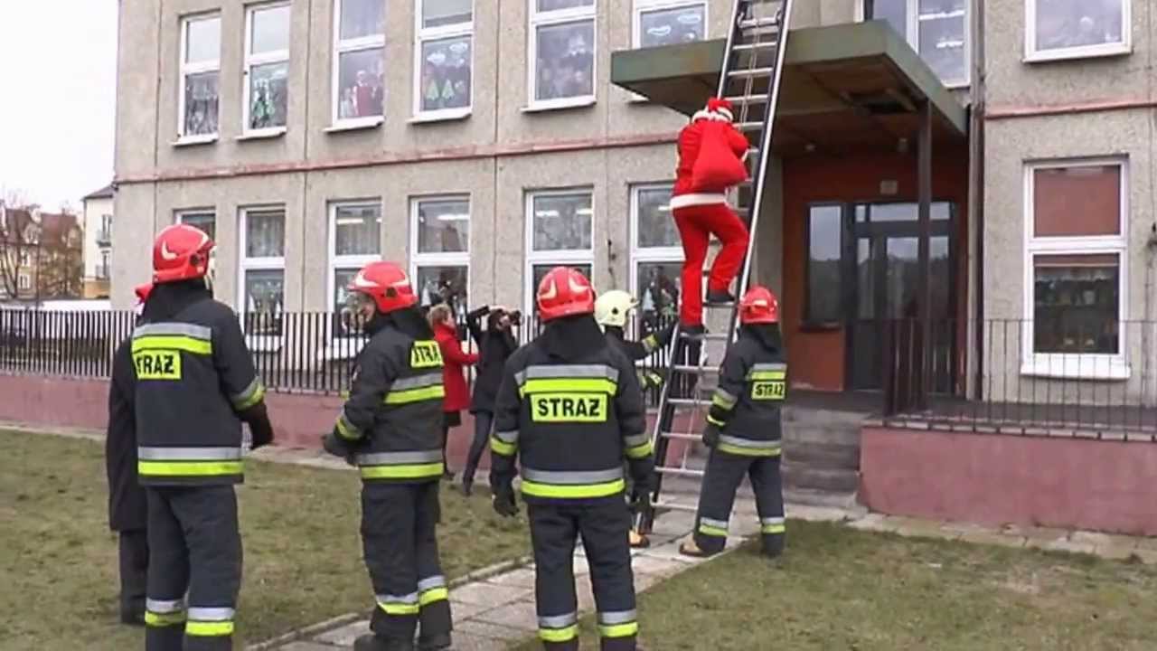 Straż Pożarna ratuje Świętego Mikołaja