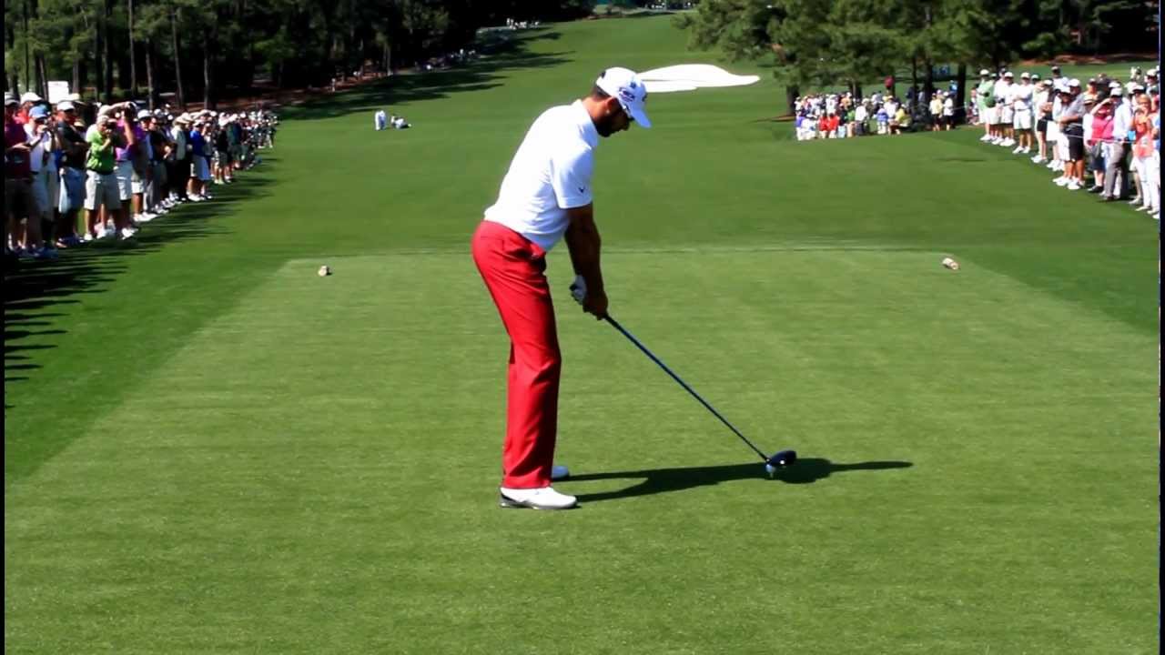 &Aacute;lvaro Quir&oacute;s Hitting Drive on #8 at Augusta - 2012 Masters Monday