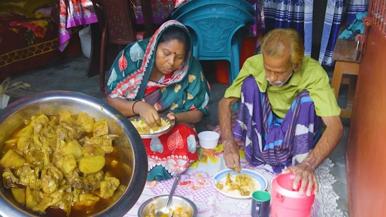 How They Cooking and Eating Chicken Curry Purely in Village Style||Village Mother cooking||