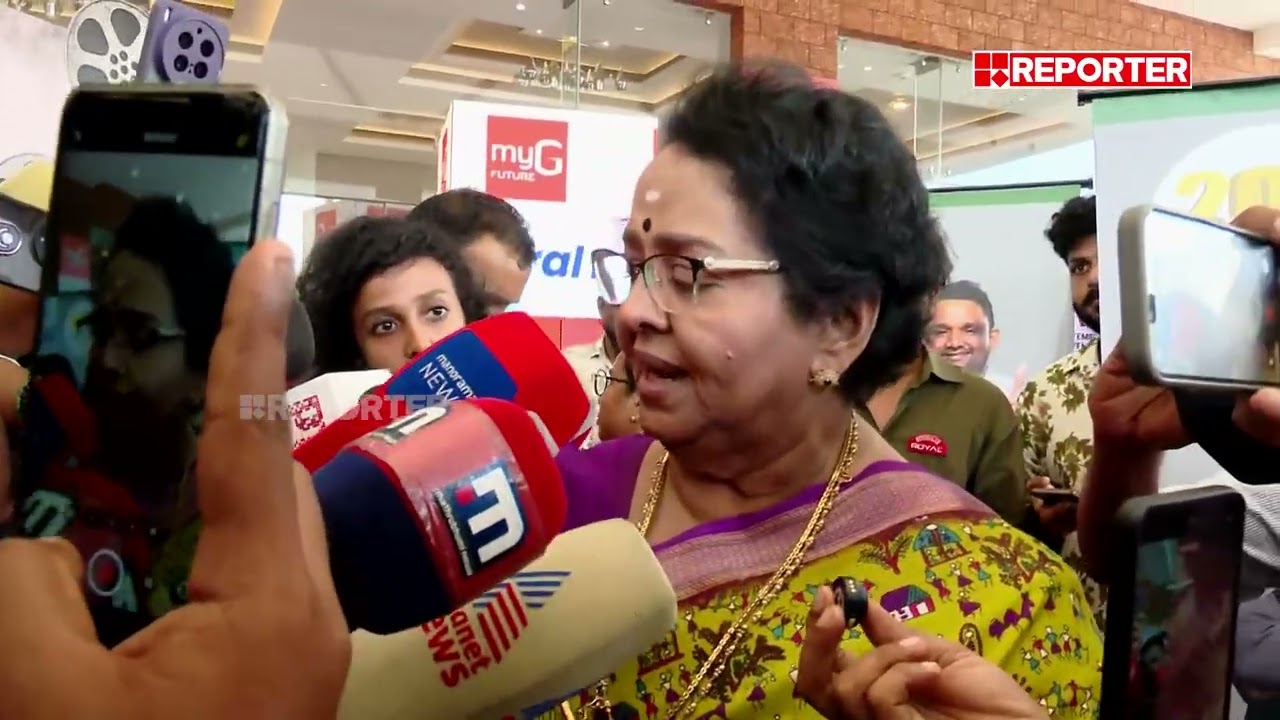 'Women should carry themselves as women, then they will survive'; Mallika Sukumaran | AMMA