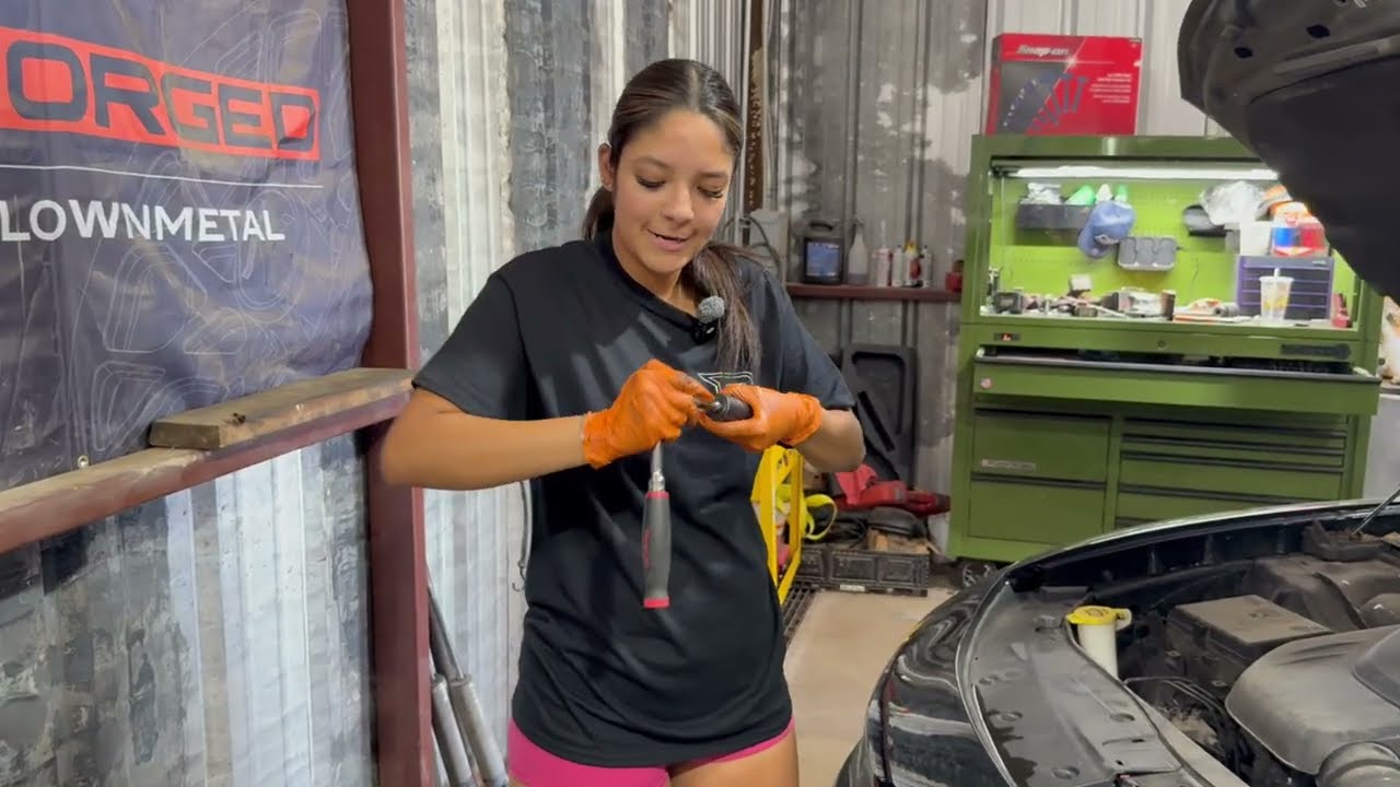 HOW TO CHANGE YOUR OIL *TUTORIAL*