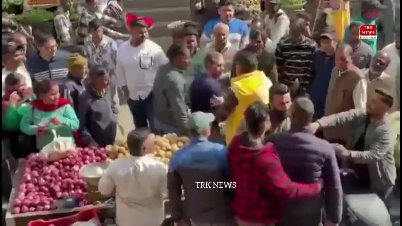 &laquo;Меня зовут Мохаммад Дипак &mdash; индуист Дипак Кумар выступает в защиту мусульманского владельца мага...