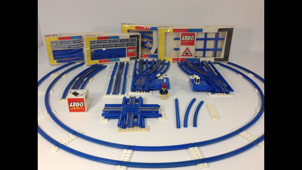 LEGO Blue Train Track с 1966 по 1978 год