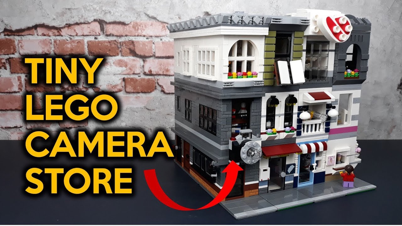 Tiny LEGO Corner Modular Building (Camera Store & Psychiatrist's Office)