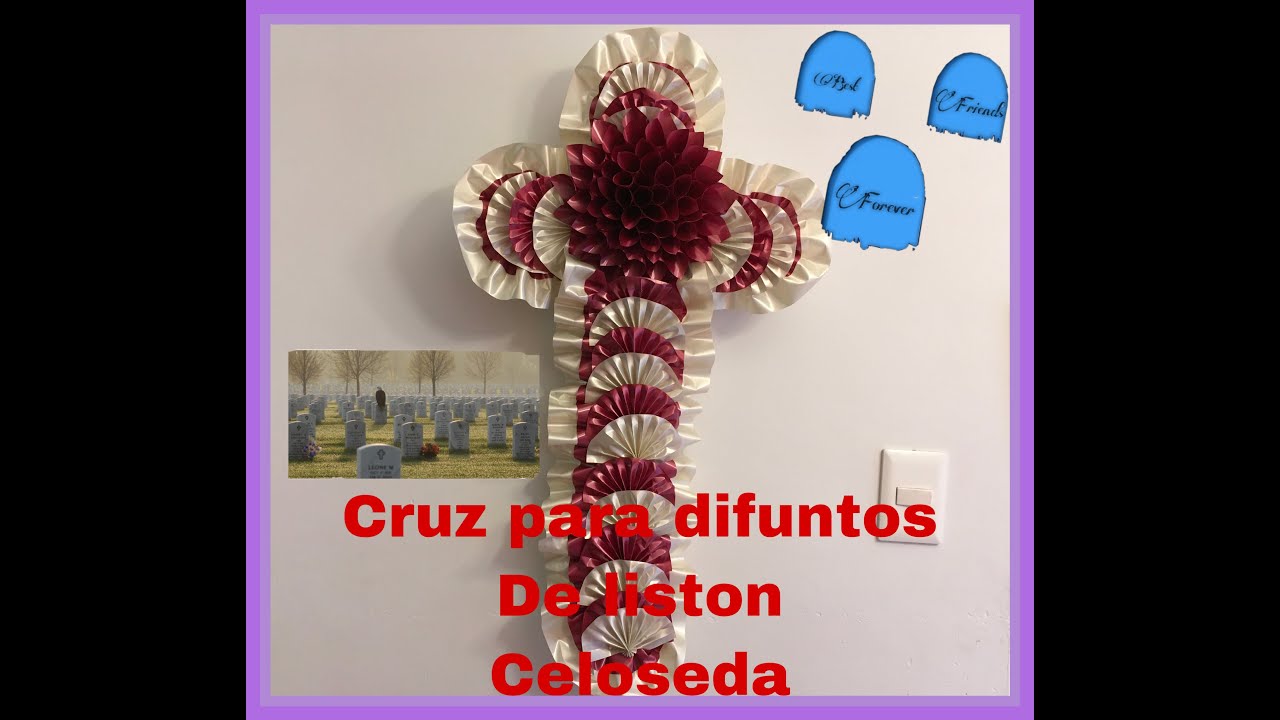 Cruz de crisantemo para el día de fieles difuntos/ Día de muertos