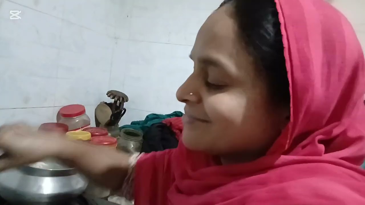 আমার মেয়ে রোজা থেকে বিকেলবেলা কিভাবে ছুটাছুটি করছে দেখেন। 🥀🥀🥀🥀🥀🥀