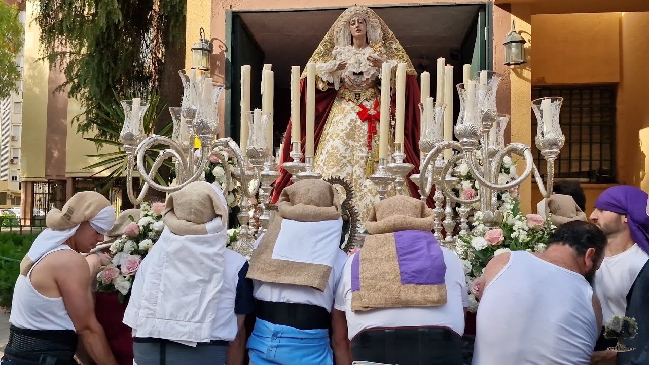 Salida de la Virgen del Consuelo y Desamparo (Las Almenas)