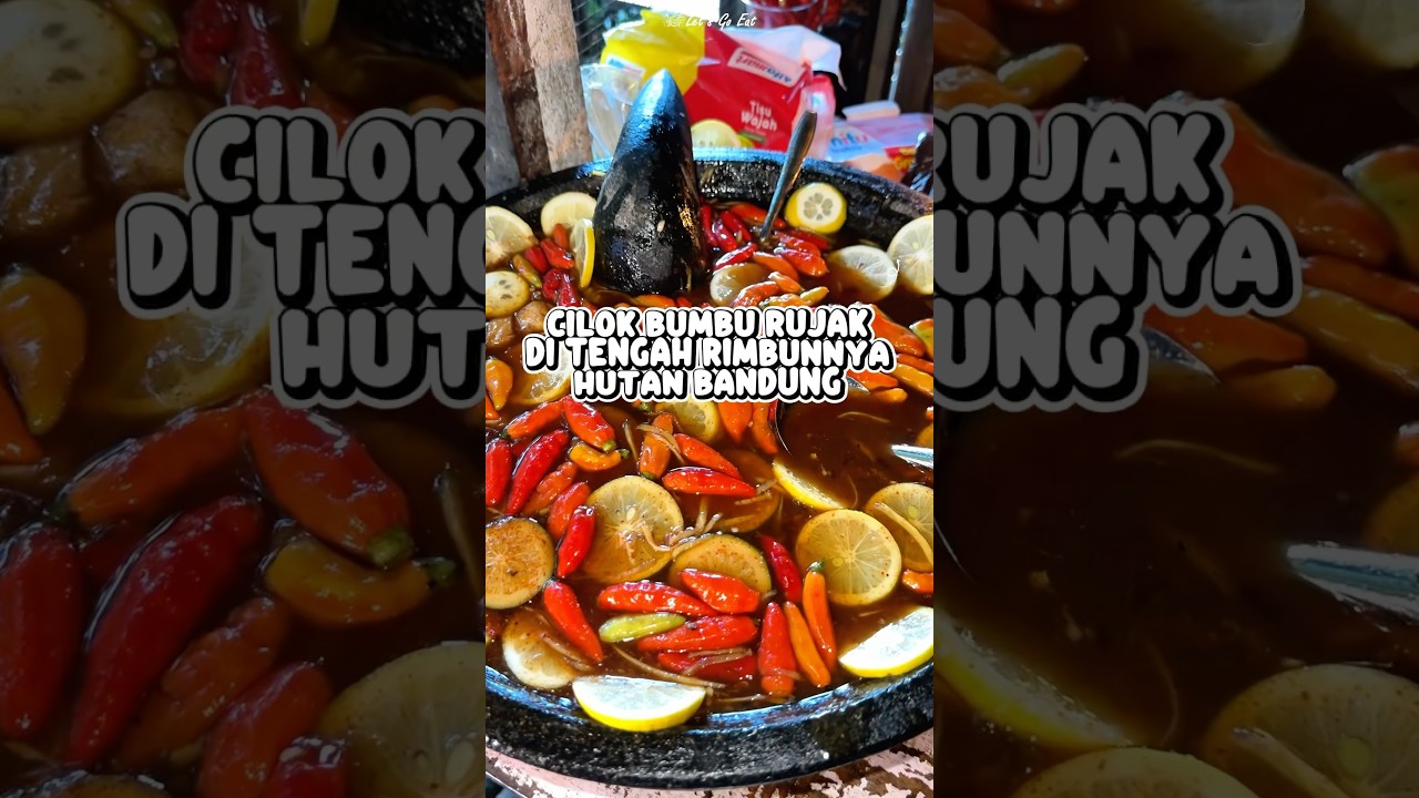 Cilok bumbu rujak ditengah hutan #letsgoeatall #letsgoeat #kuliner
