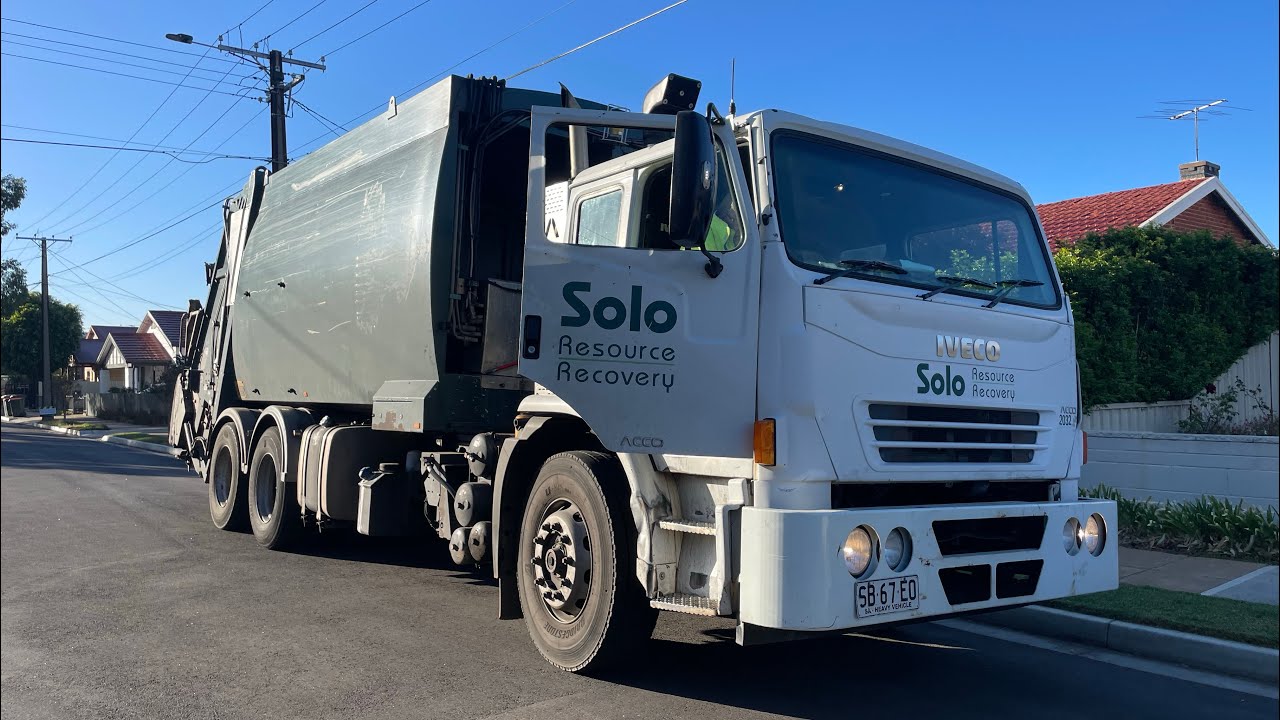 West Torrens Bulk Waste 2032 - Commercial Truck (Loud Crunching)