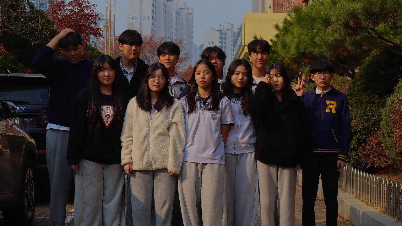 2025년 금파중학교 3학년 8반 졸업 축하영상