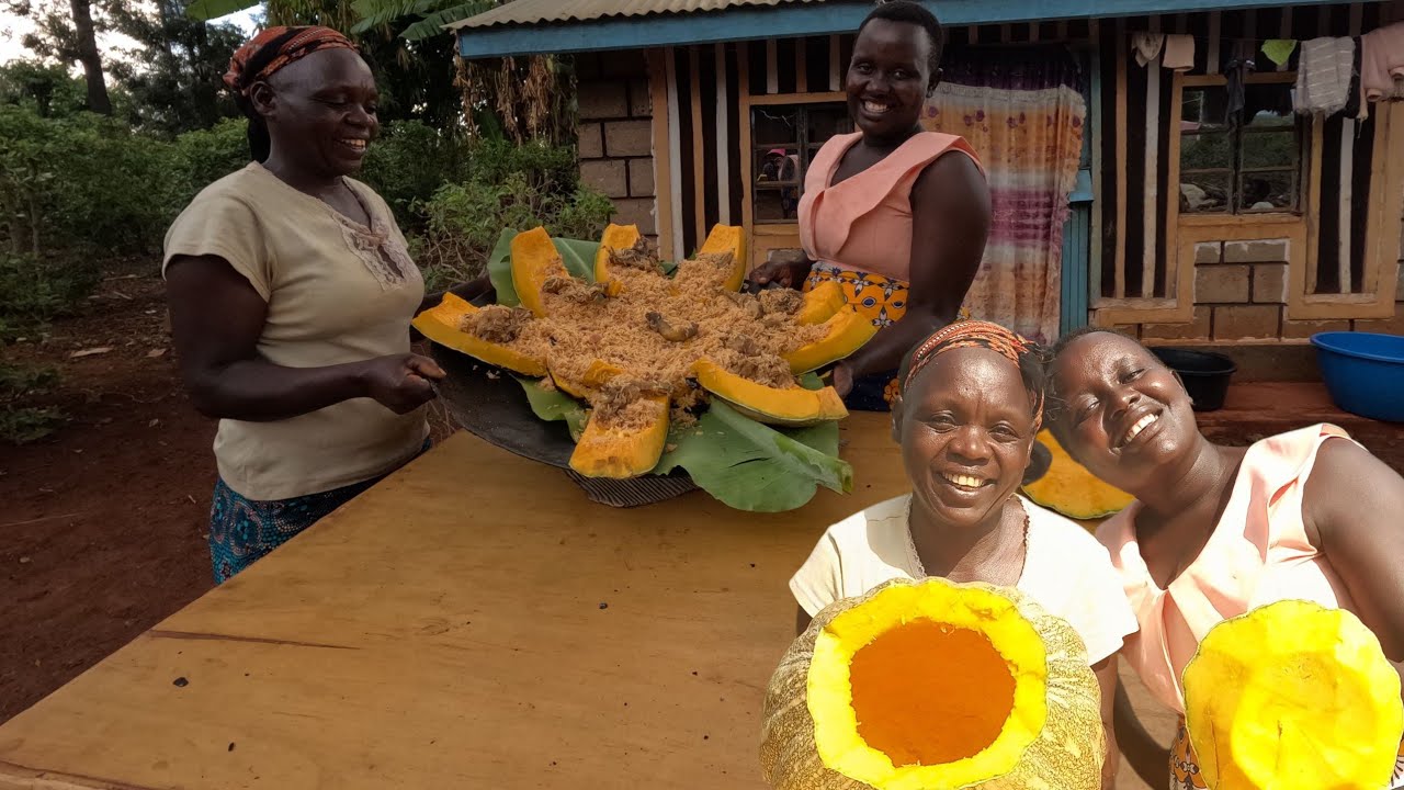 Unbelievable chicken 🐔 rice 🍚 cooked inside pumpkin the results are amazing 