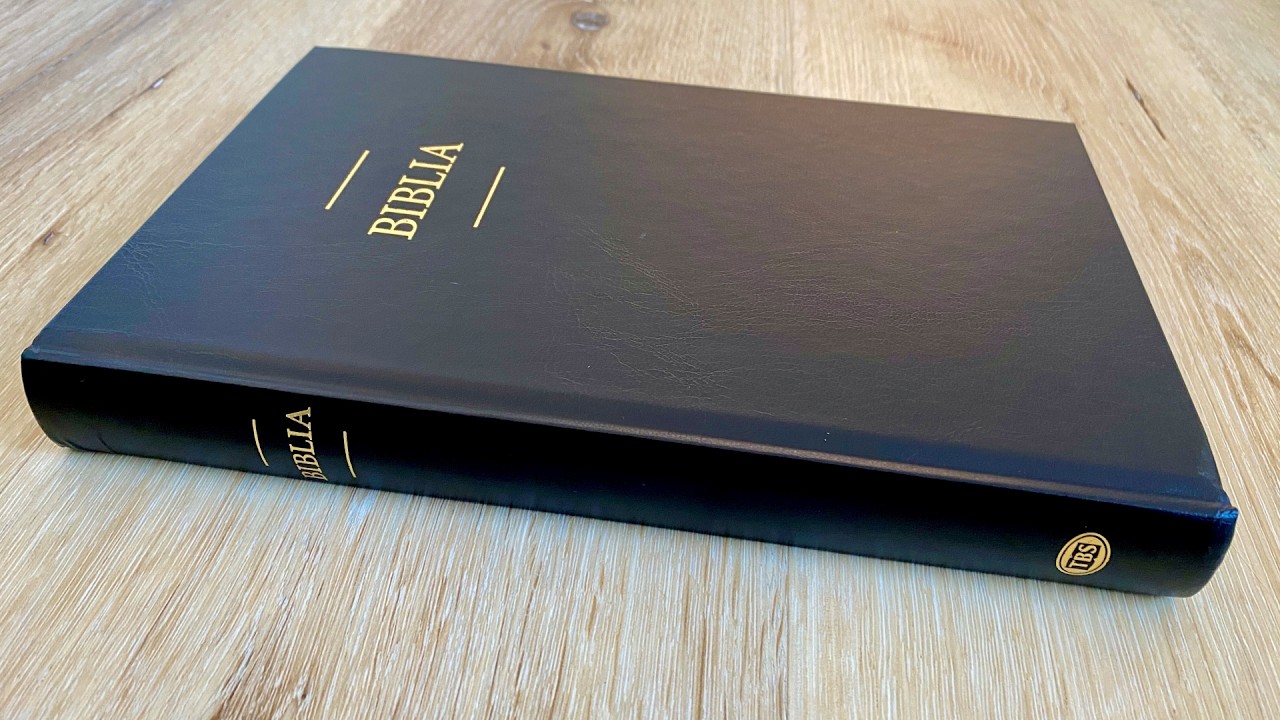 Traducerea TBS a Bibliei în română – tot ce trebuie să știi