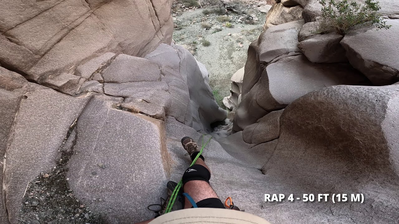 Keyhole Canyon in Nevada - Solo Canyoneering.