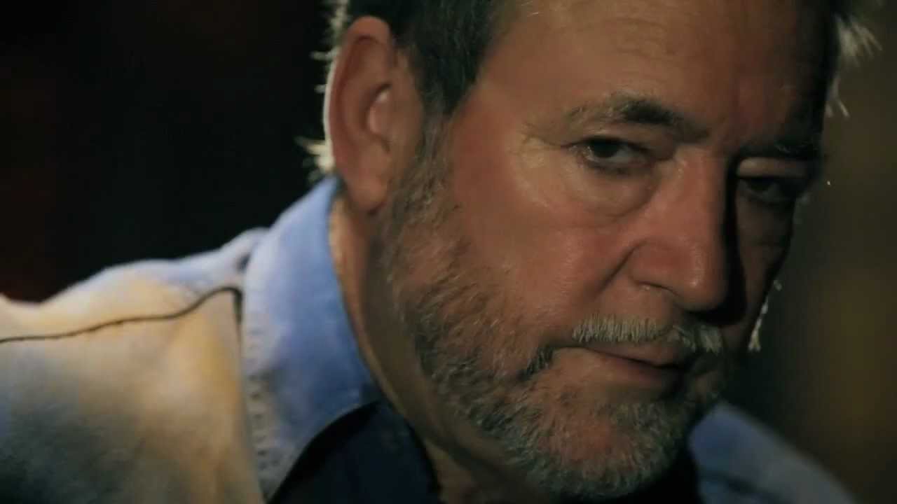 John Williamson - Prairie Hotel Parachilna [Official Video]