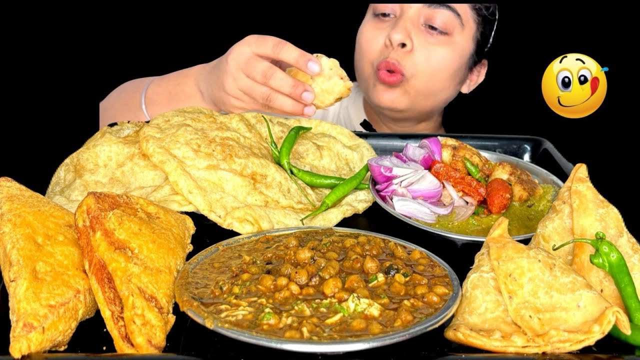 Desi Food Eating Challenge 😋 | Chole Bhature vs Samosa vs Bread Pakoda