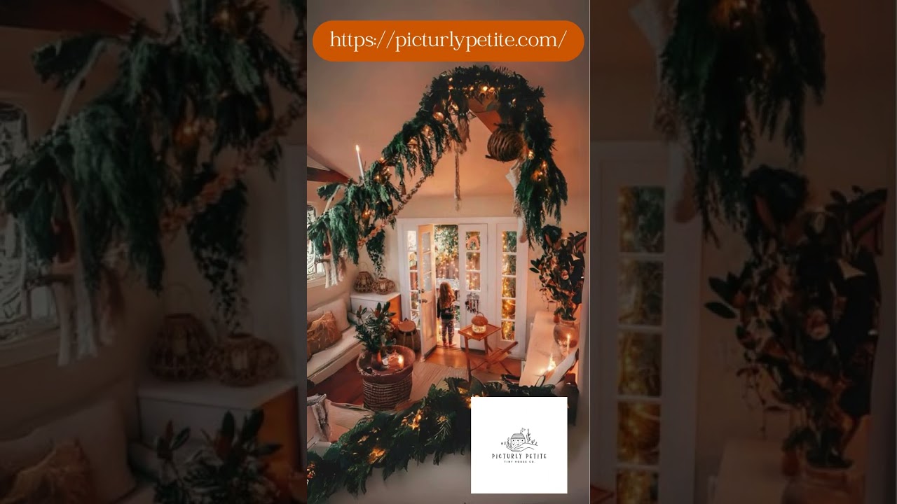 How to Decorate your Tiny House for Christmas!