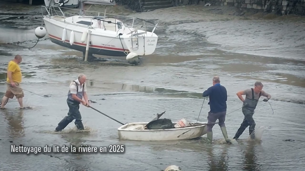 Pont L'Abbé, son port et sa base nautique.